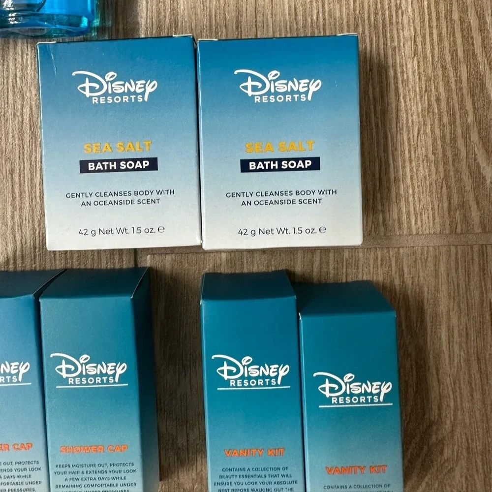 NEW- 12 piece Disney Resort Toiletries Set